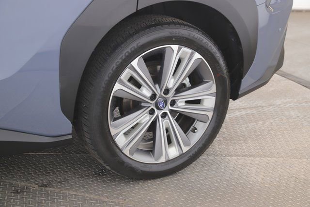 Used 2023 Subaru Solterra Limited image 14