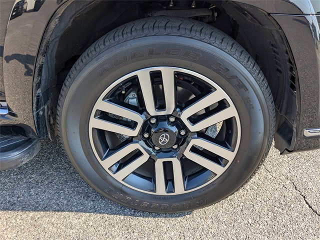 Used 2023 Toyota 4Runner Limited image 11