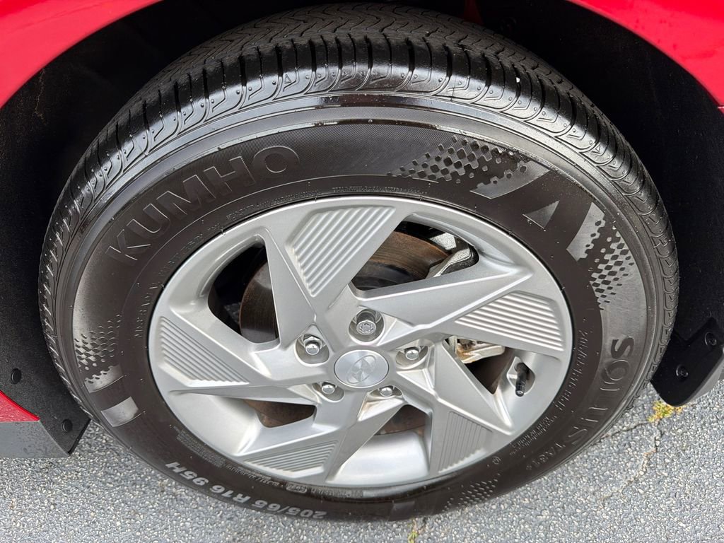 Certified 2025 Hyundai Sonata SE FWD image 19