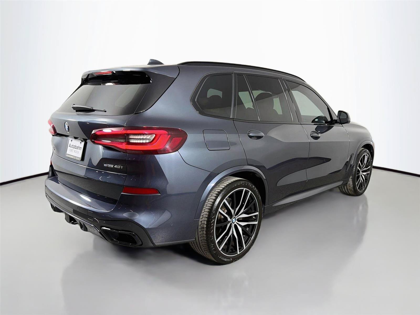 Used 2022 BMW X5 sDrive40i w/ M Sport Package RWD image 6