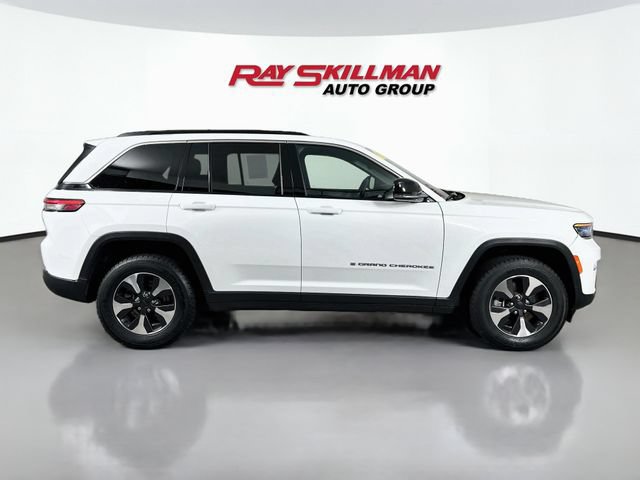 Used 2024 Jeep Grand Cherokee Limited 4xe AWD/4WD image 8