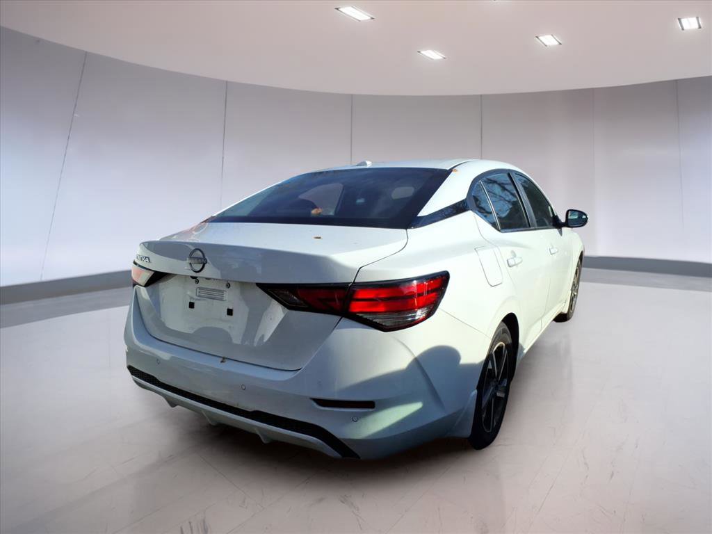 Used 2025 Nissan Sentra SV w/ All-Weather Package image 4