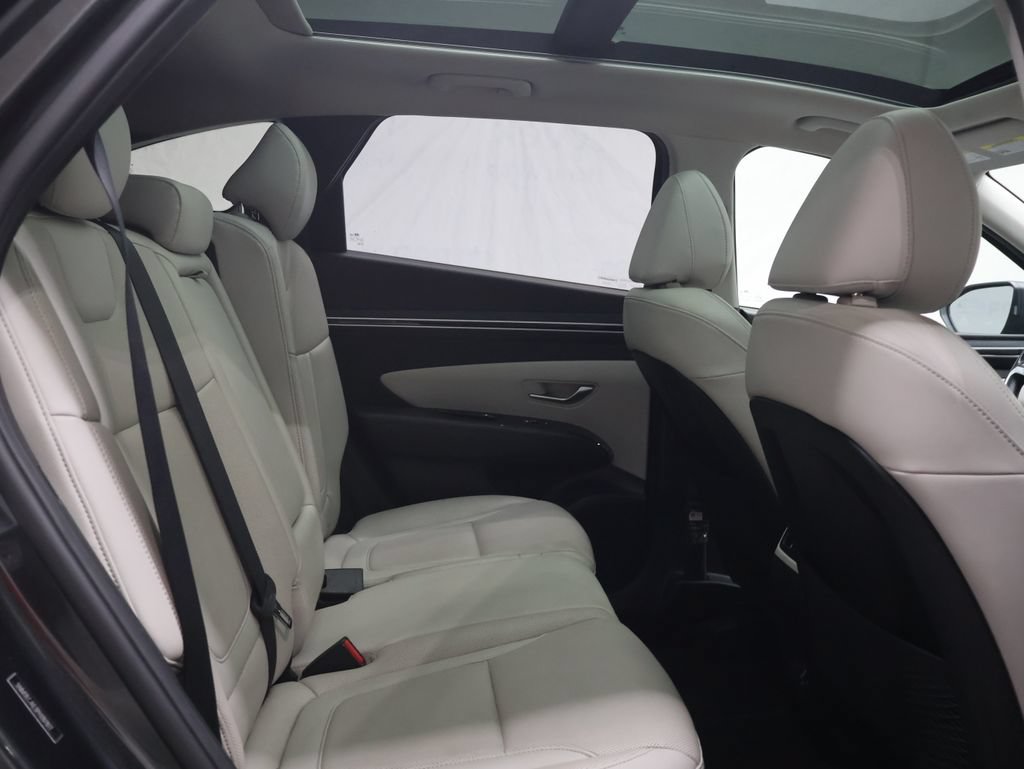Used 2023 Hyundai Tucson Limited AWD/4WD image 12