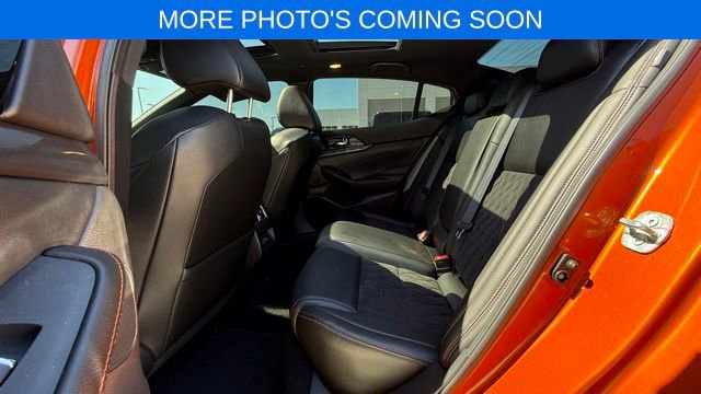 Used 2021 Nissan Maxima SR w/ Sport Mat Group image 11