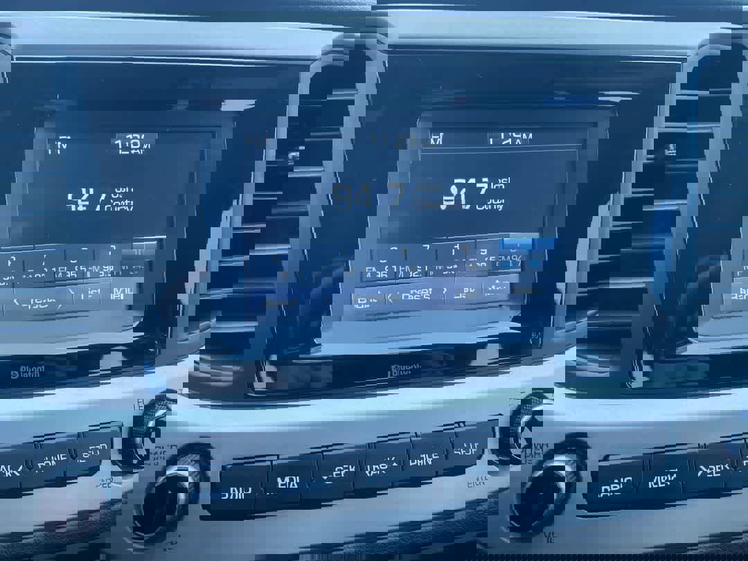 Used 2020 Hyundai Accent SE FWD image 16