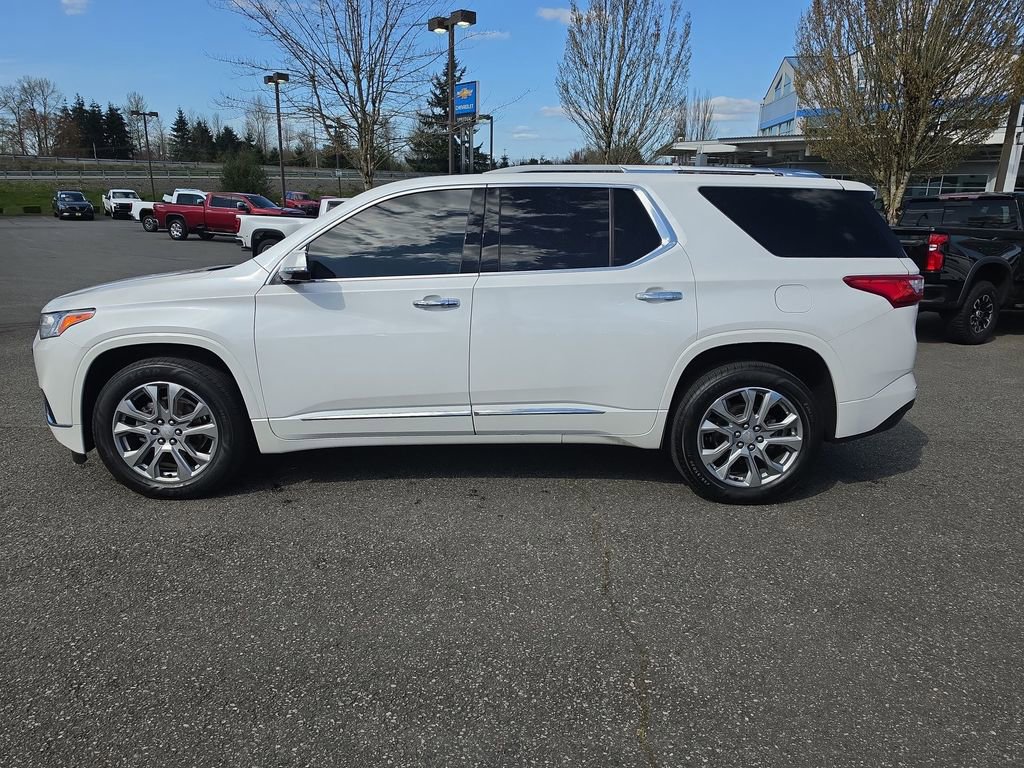 Certified 2018 Chevrolet Traverse Premier image 3