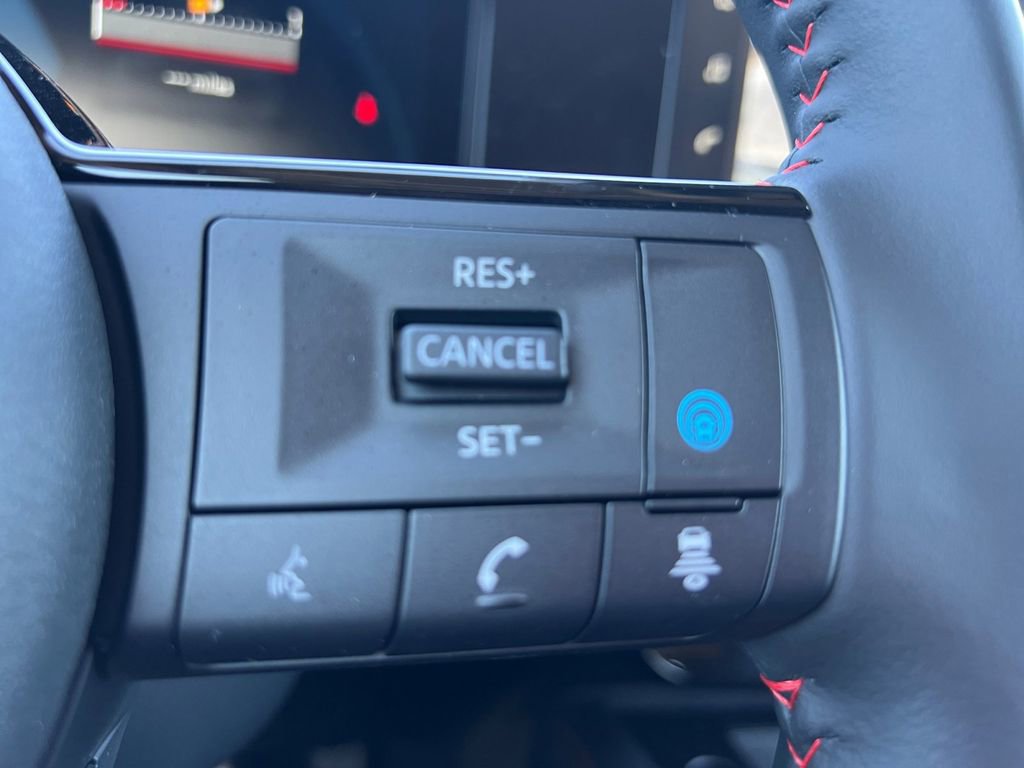 New 2026 Nissan Kicks SR image 12