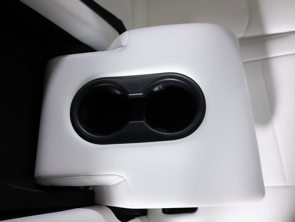 Used 2023 Tesla Model Y Performance image 54