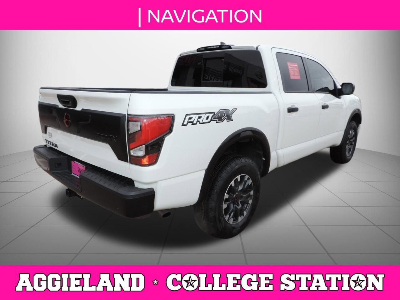 Used 2023 Nissan Titan PRO-4X image 4