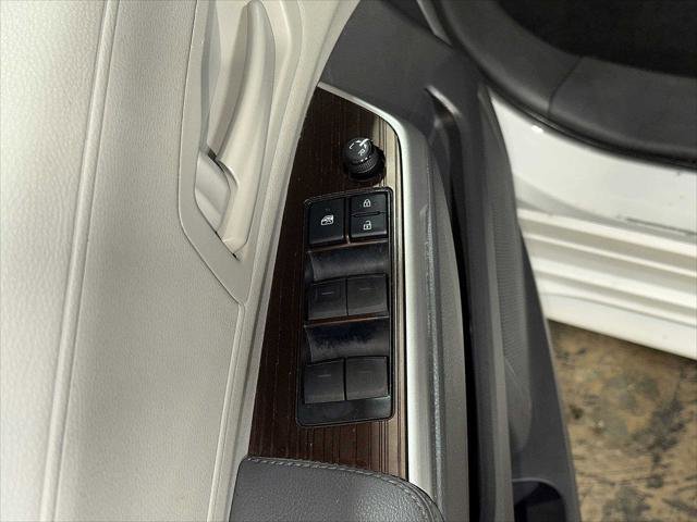 Certified 2021 Toyota Sienna LE FWD image 23