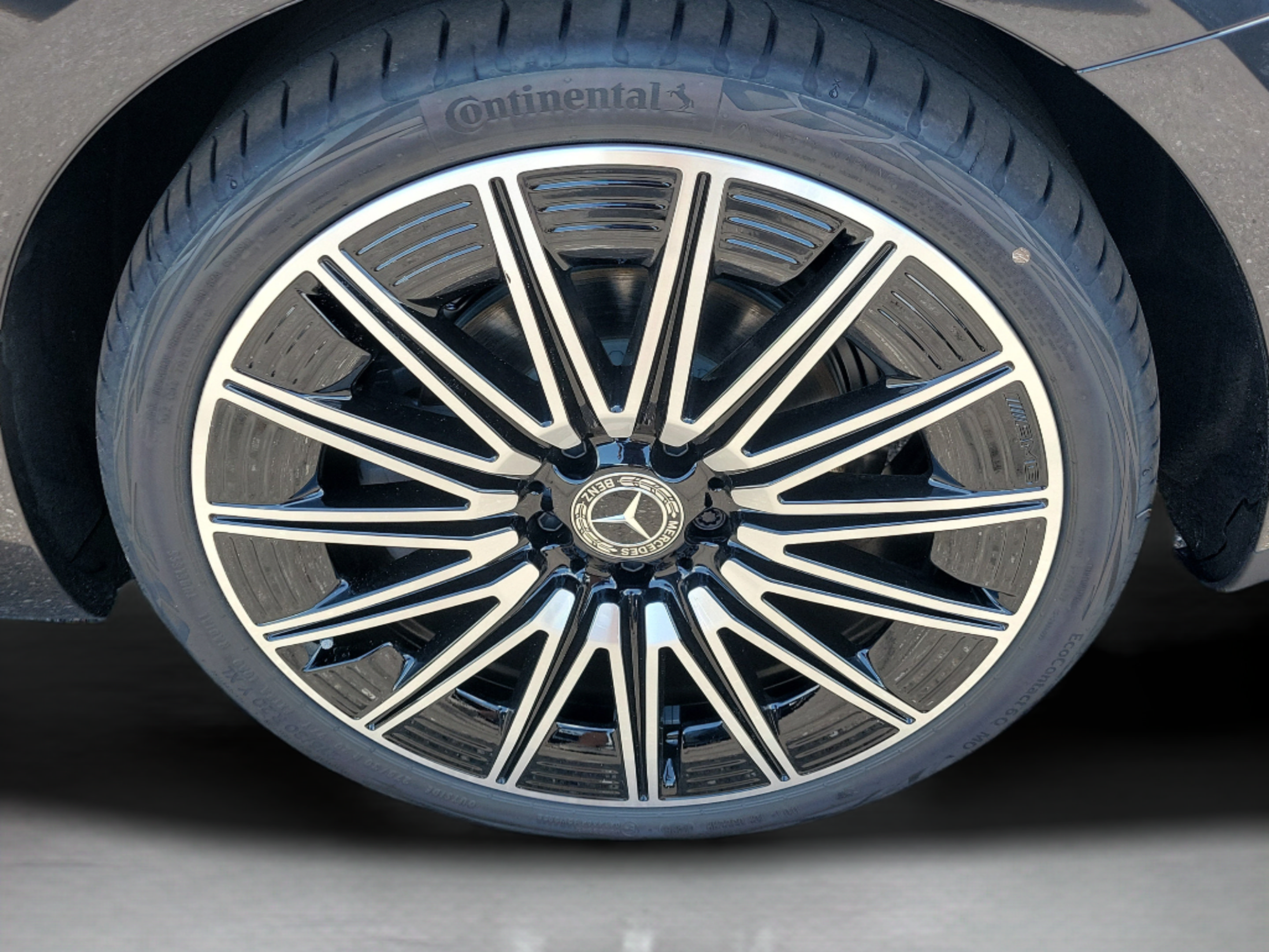 New 2026 Mercedes-Benz CLE 300 4MATIC Coupe image 22