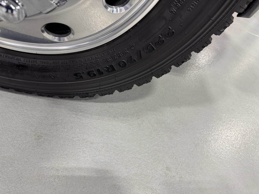 New 2025 RAM 4500 4x4 Crew Cab DRW w/ Laramie Trim Package image 15