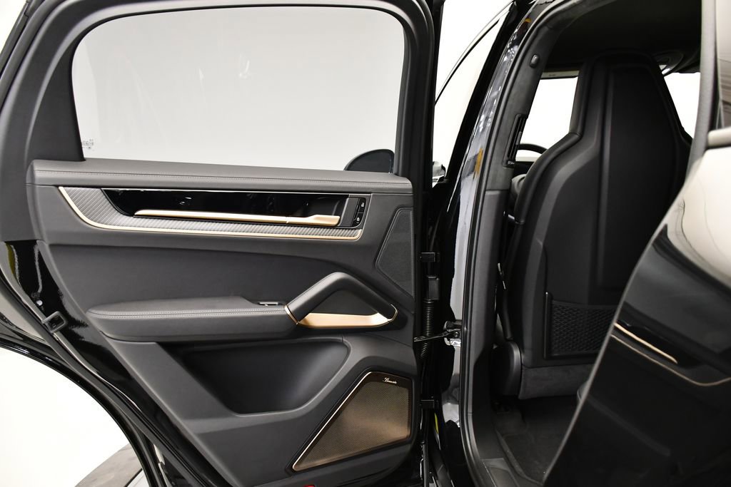 New 2026 Porsche Cayenne Turbo GT AWD/4WD image 42