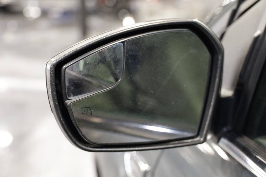 Used 2017 Ford Escape SE w/ SE Cold Weather Package image 31