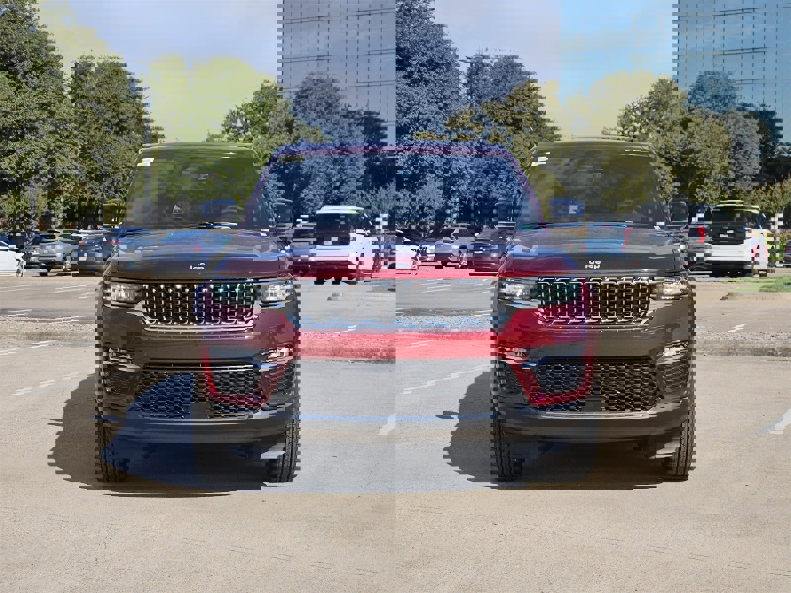 New 2025 Jeep Grand Cherokee Limited w/ Trailer Tow Package image 7