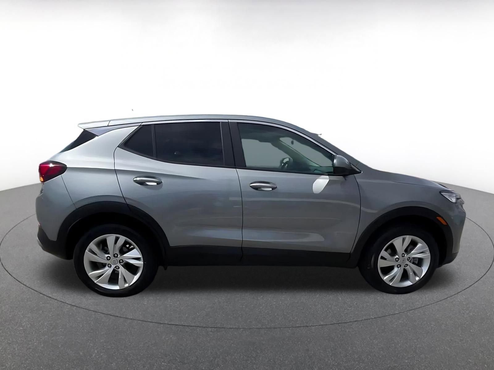 Used 2025 Buick Encore GX Preferred image 16