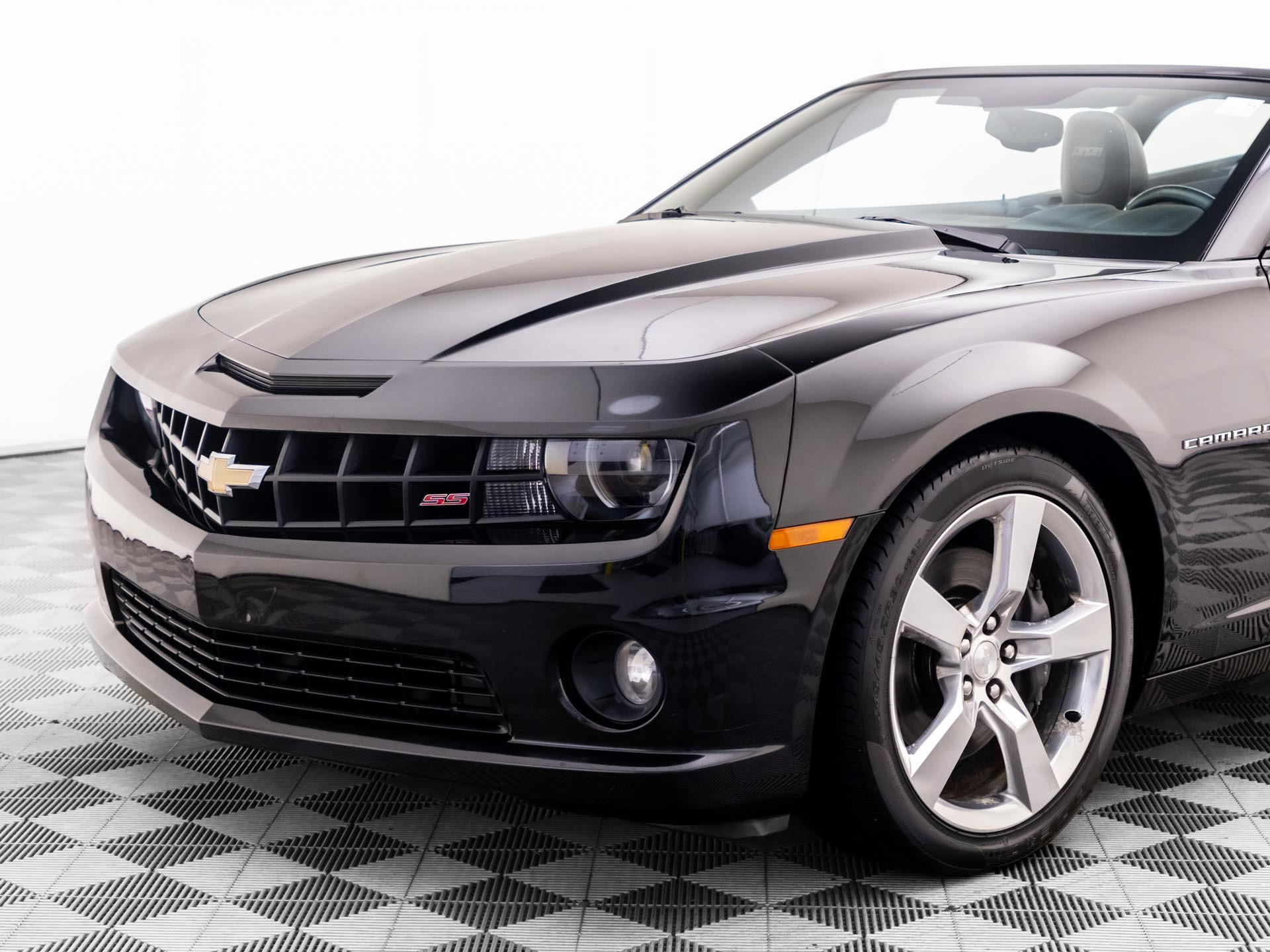 Used 2011 Chevrolet Camaro SS w/ RS Package RWD image 31