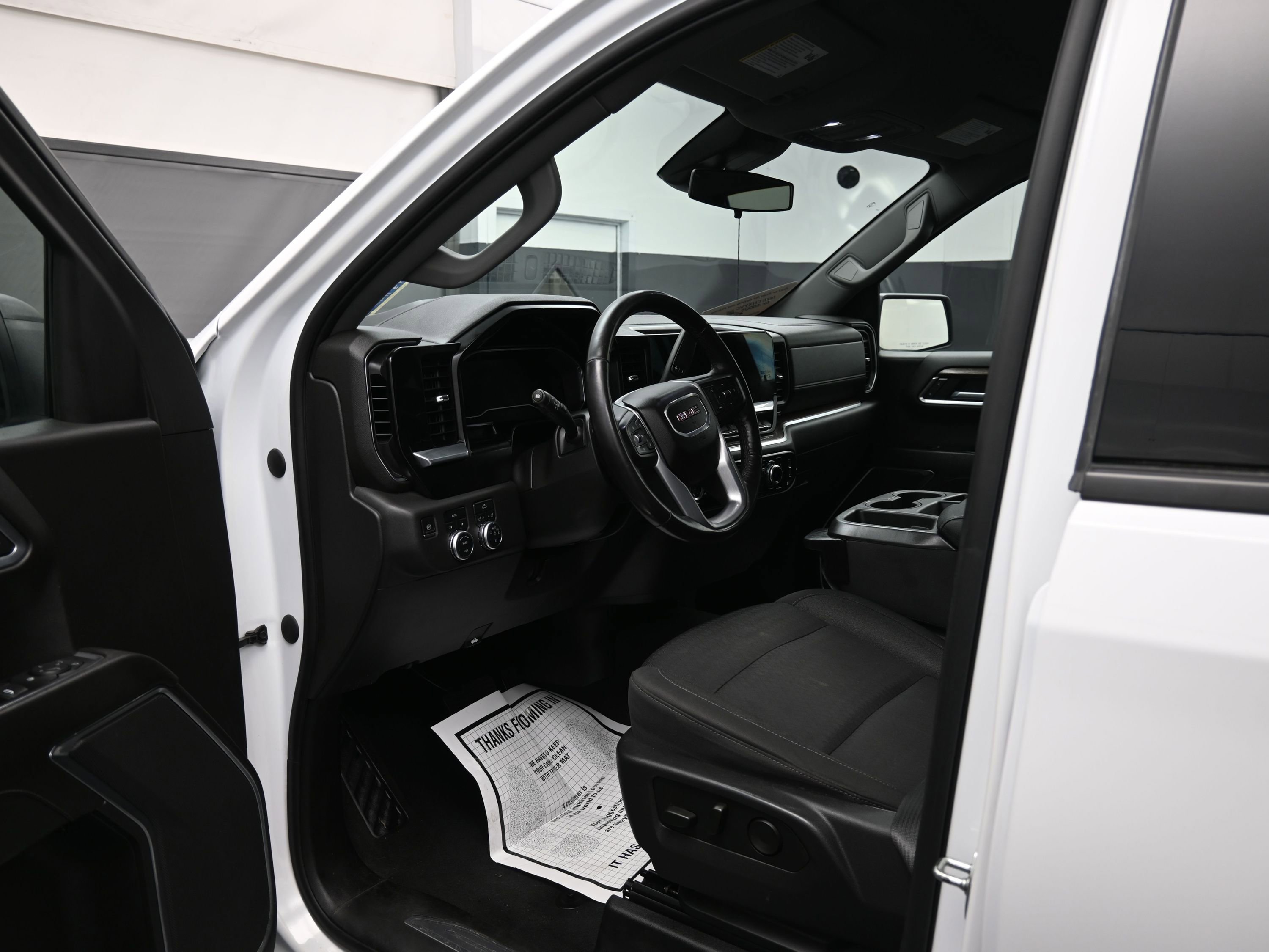 Used 2022 GMC Sierra 1500 Elevation image 23