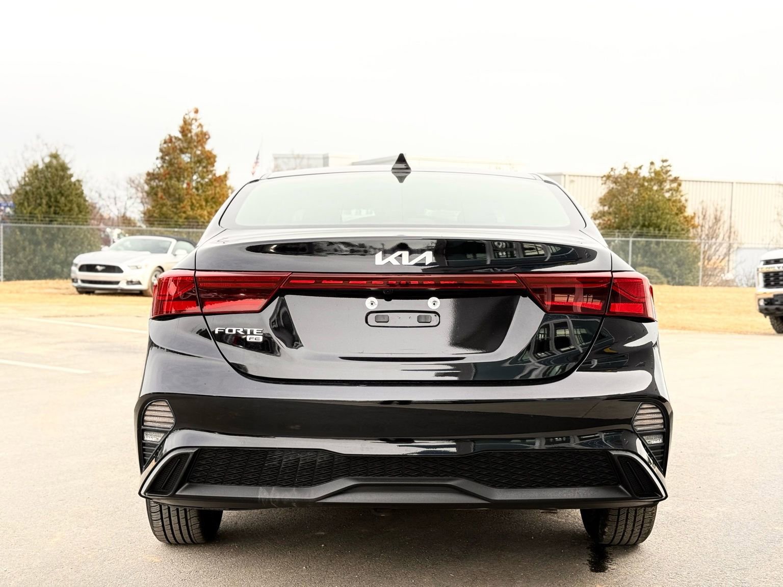 Used 2024 Kia Forte LX image 9