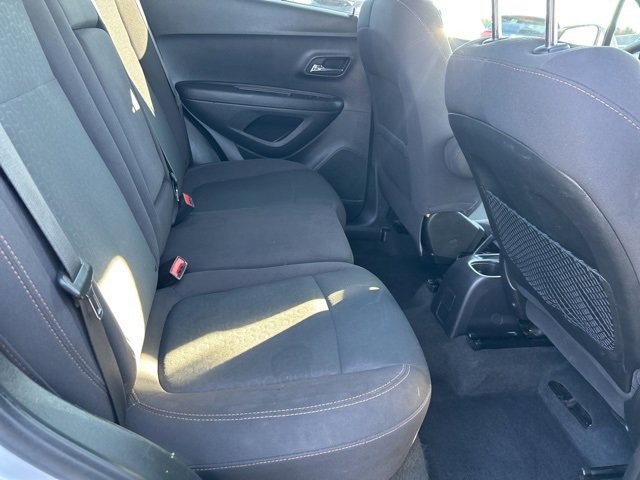 Used 2019 Chevrolet Trax LS image 21
