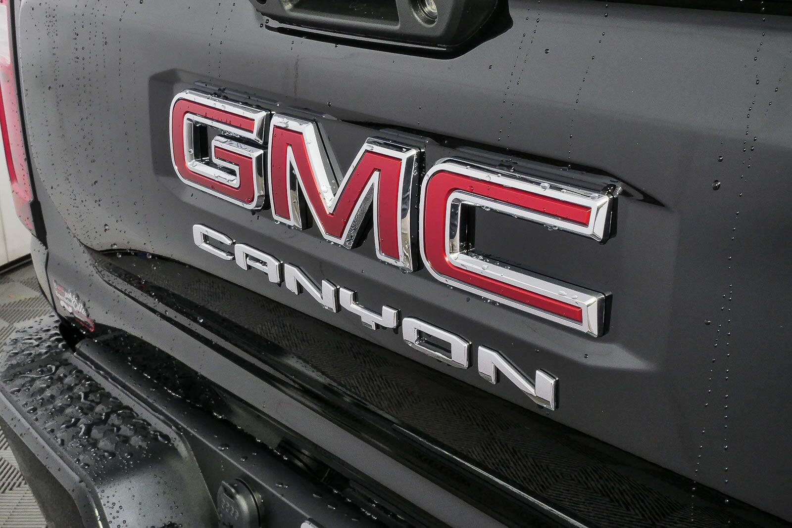 New 2026 GMC Canyon Elevation w/ Convenience Package AWD/4WD image 34