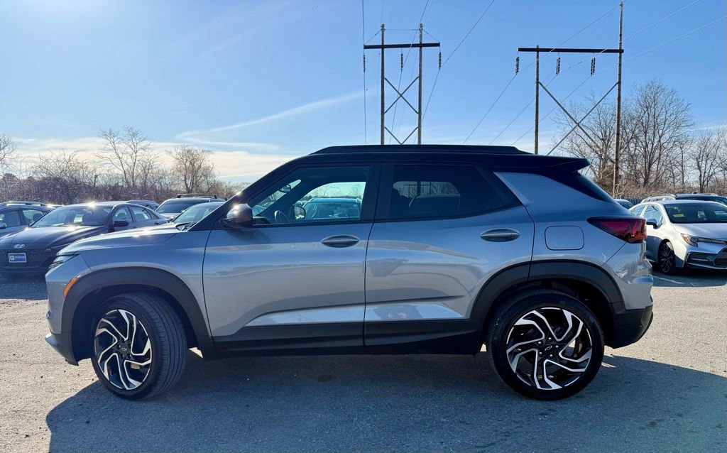 Used 2025 Chevrolet TrailBlazer RS w/ Convenience Package image 6