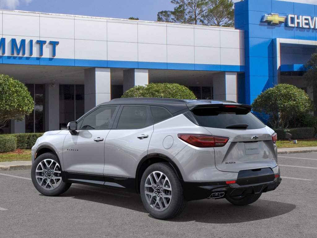 New 2026 Chevrolet Blazer RS w/ LPO, Floor Liner Package FWD image 3