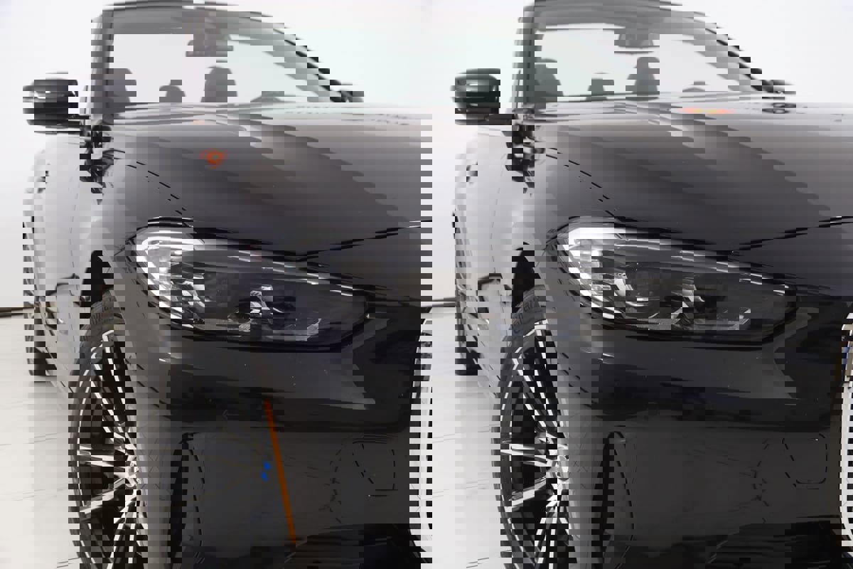 Used 2023 BMW 430i xDrive Convertible w/ Premium Package image 19