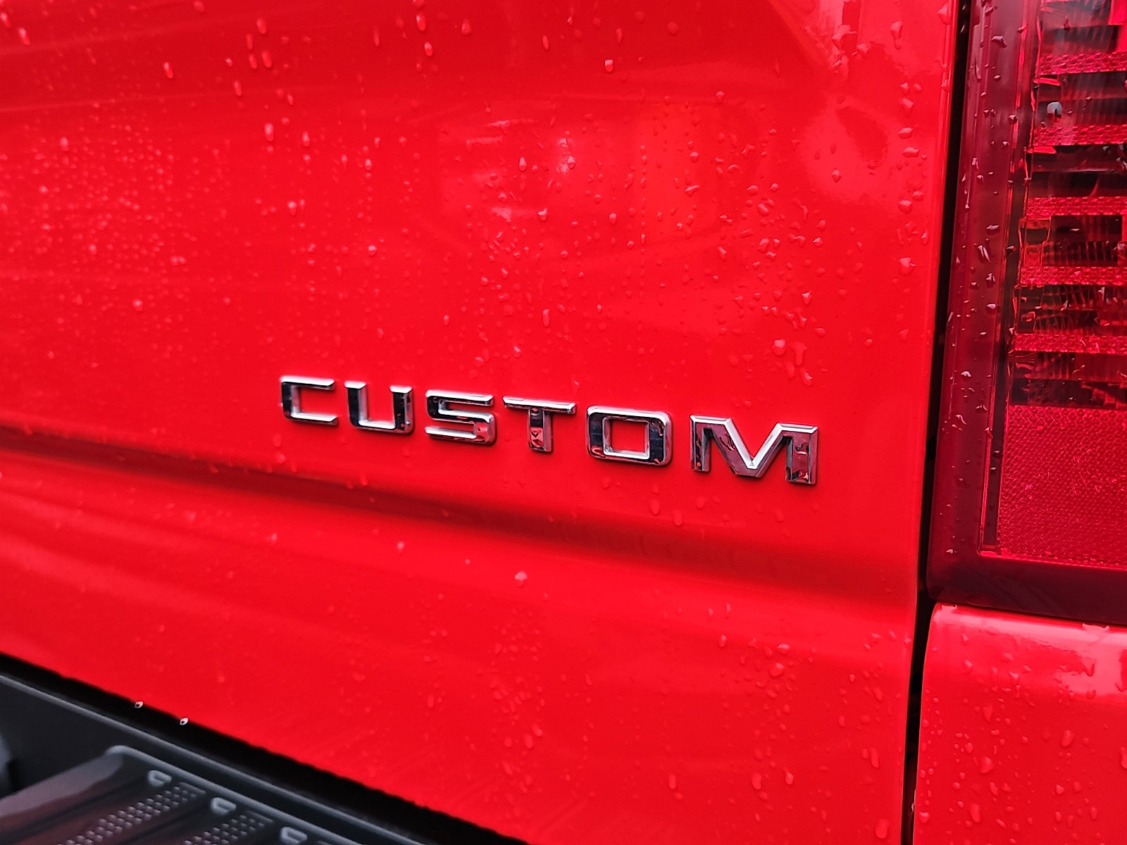 Used 2022 Chevrolet Silverado 1500 Custom image 10