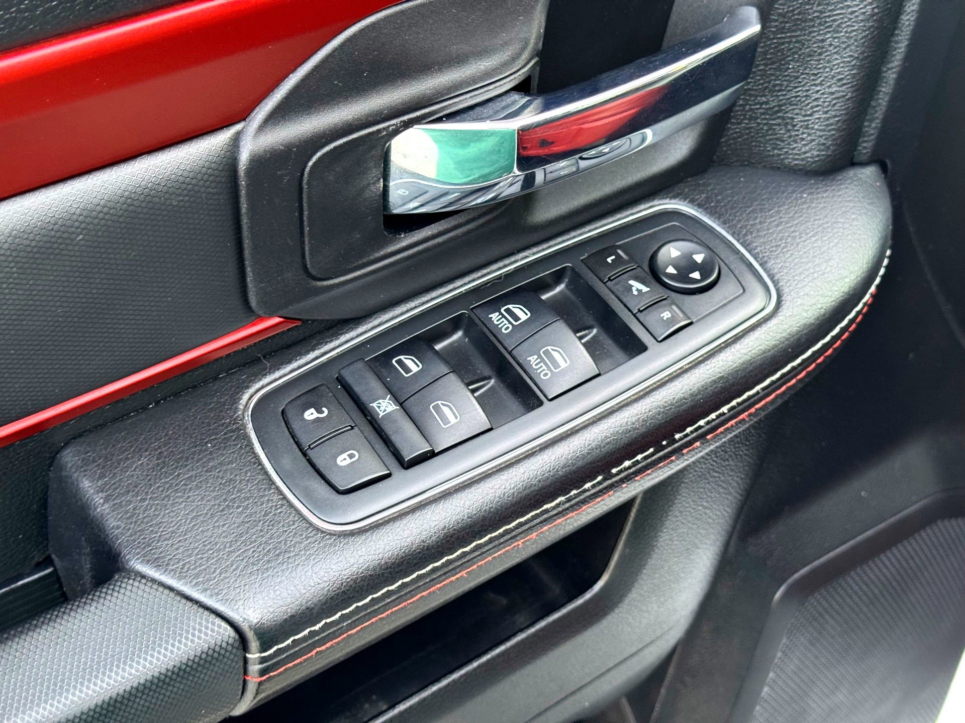 Used 2016 RAM 1500 Rebel w/ Luxury Group image 16