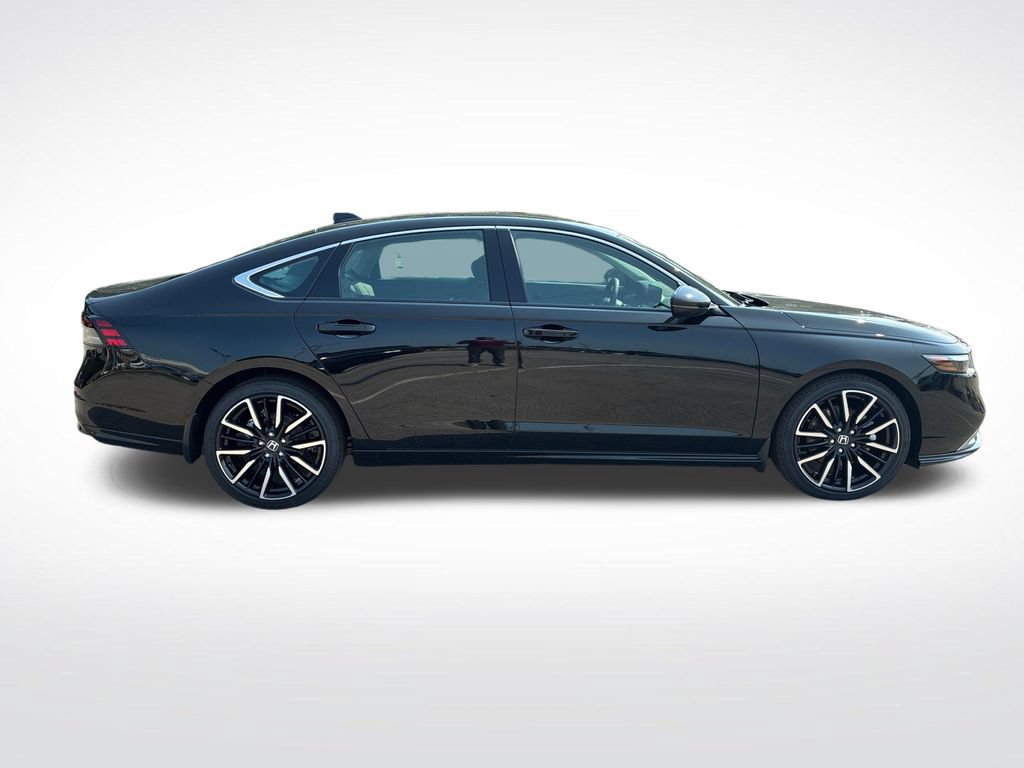 New 2026 Honda Accord Touring image 2