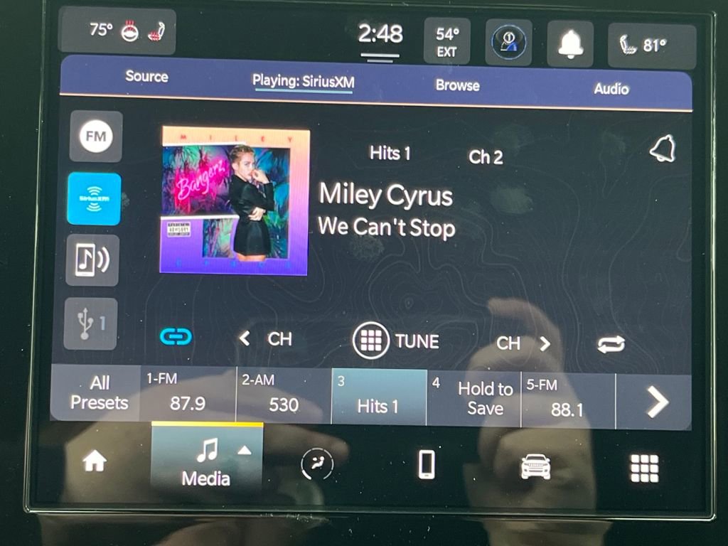 New 2026 Jeep Grand Cherokee L 4WD image 9