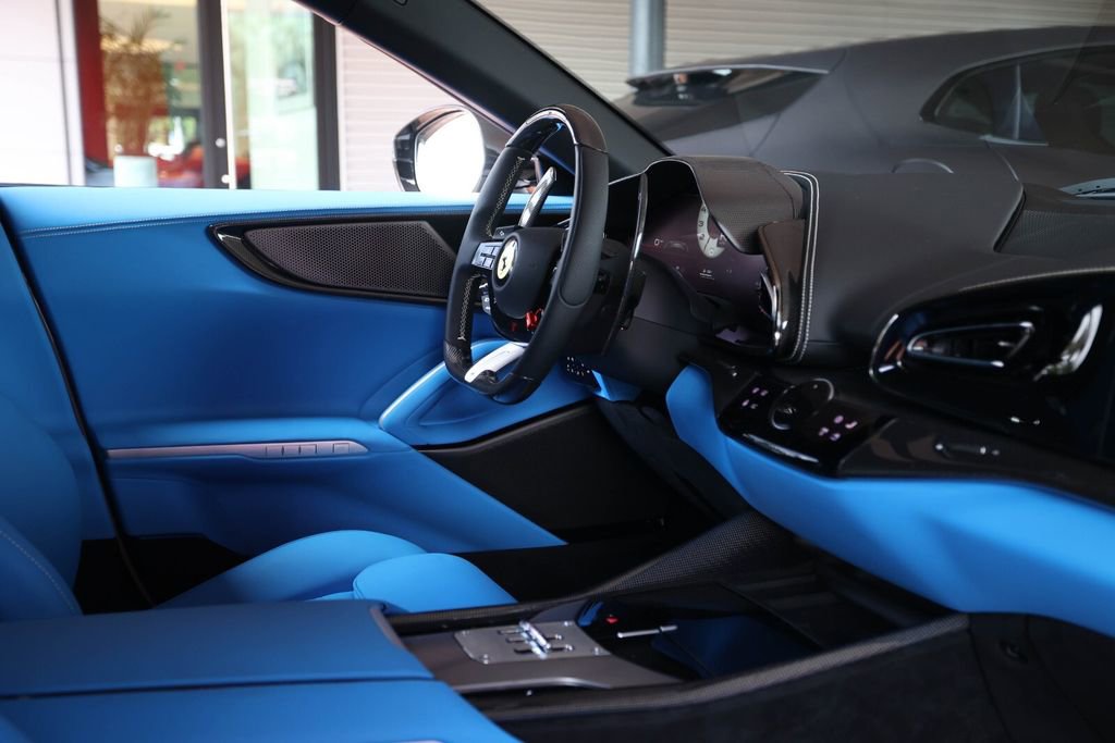 Used 2026 Ferrari Purosangue AWD/4WD image 55