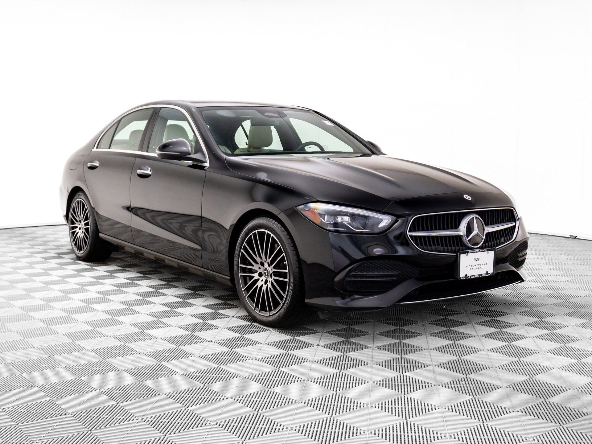 Used 2023 Mercedes-Benz C 300 4MATIC Sedan image 8