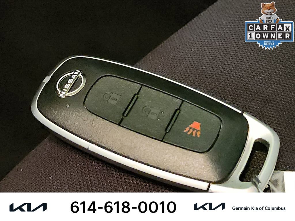 Used 2024 Nissan Rogue S image 34