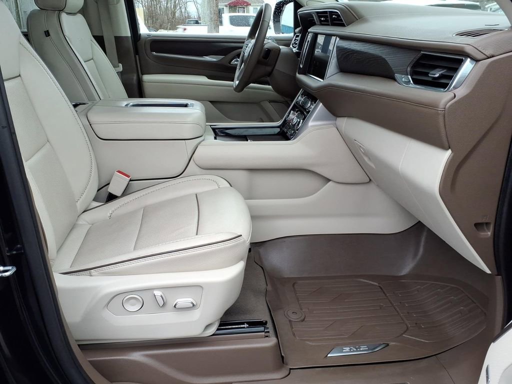 Certified 2023 GMC Yukon Denali w/ Max Trailering Package image 25