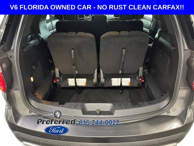 Used 2016 Ford Explorer XLT w/ Equipment Group 201A FWD image 13