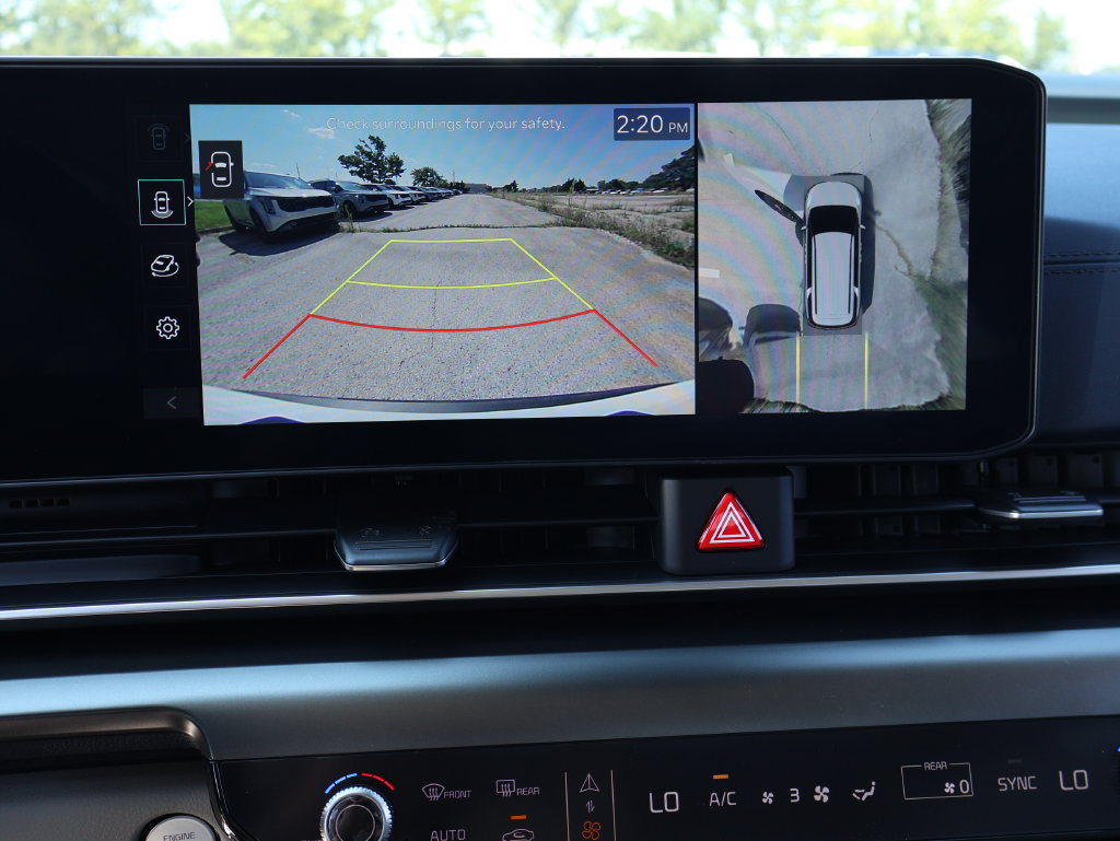 New 2027 Kia Carnival SX w/ Dark Edition Package FWD image 44