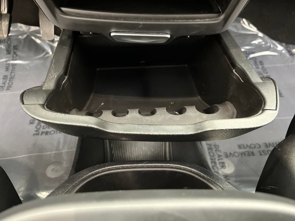 Used 2025 Chrysler Pacifica Select FWD image 57