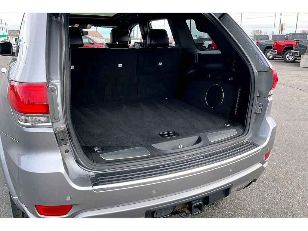 Used 2020 Jeep Grand Cherokee Overland AWD/4WD image 11
