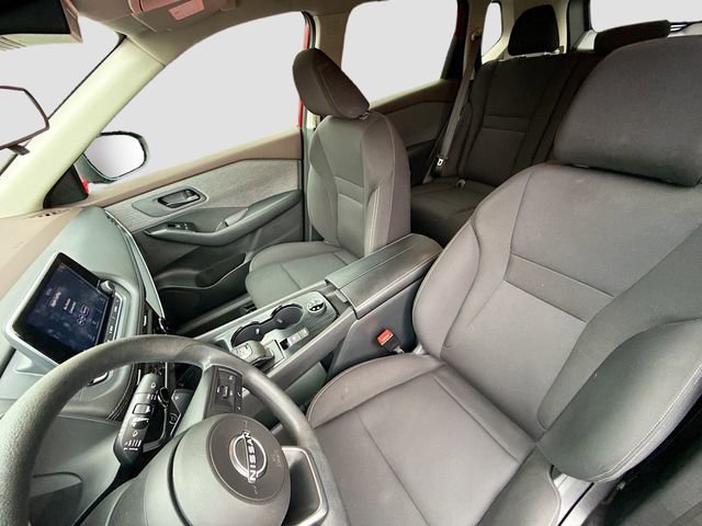 Used 2023 Nissan Rogue S image 19
