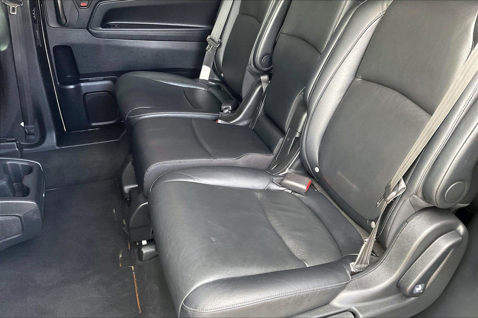 Used 2023 Honda Odyssey Touring image 17