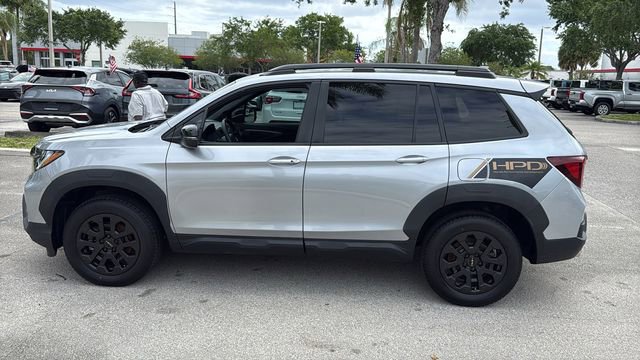 Used 2023 Honda Passport TrailSport image 4