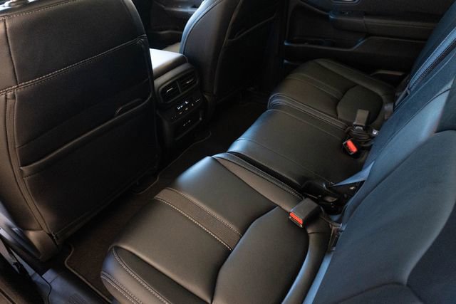 Used 2024 Honda Pilot Touring image 18