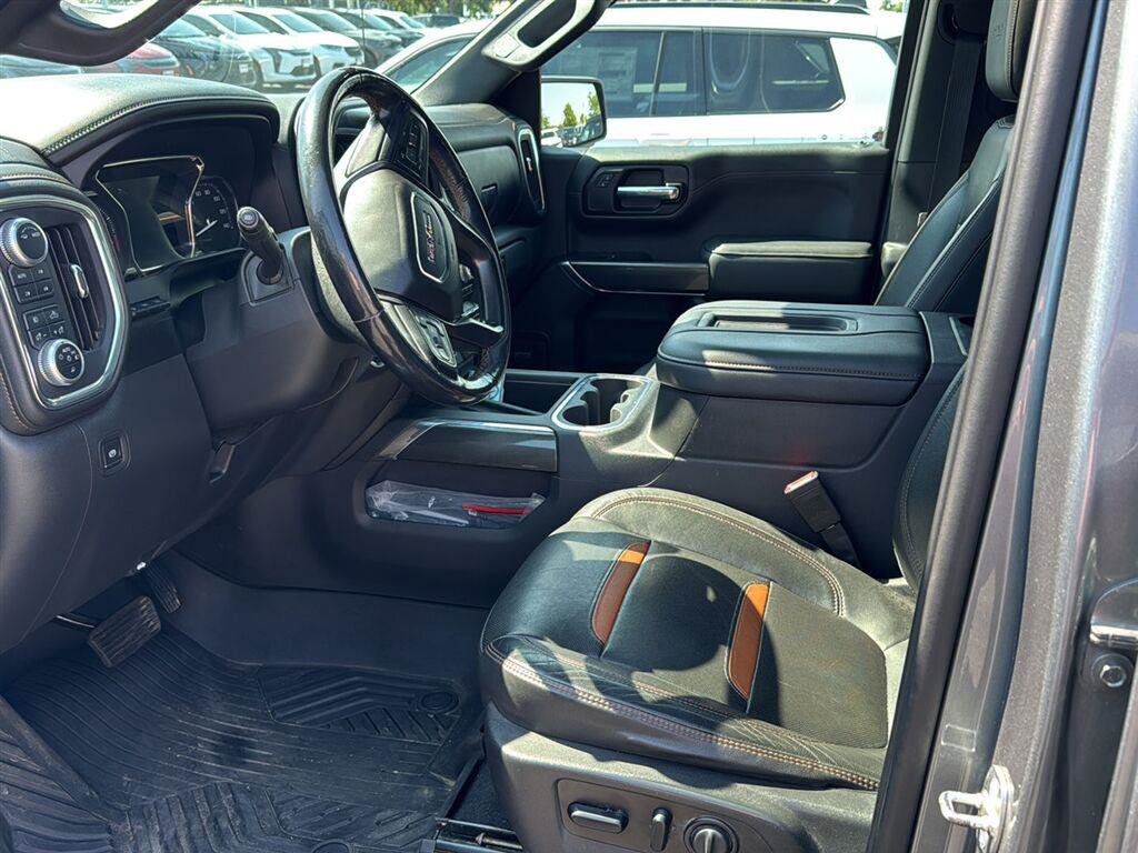 Used 2020 GMC Sierra 1500 AT4 w/ AT4 Premium Package AWD/4WD image 9