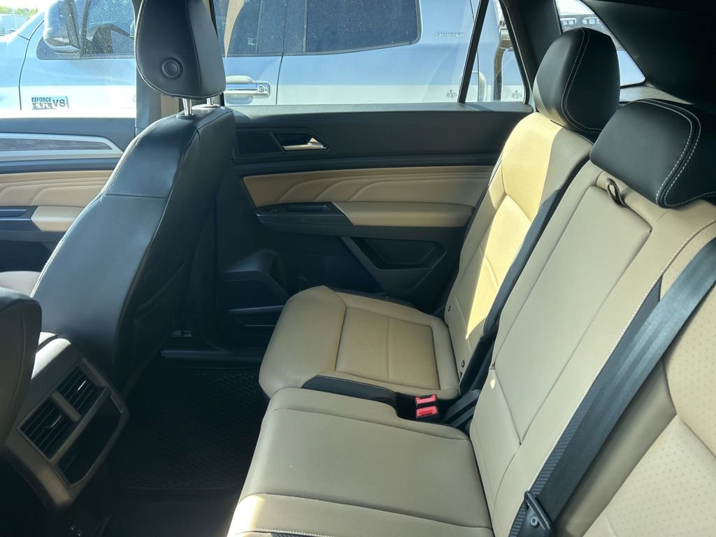 Used 2021 Volkswagen Atlas Cross Sport SE image 8