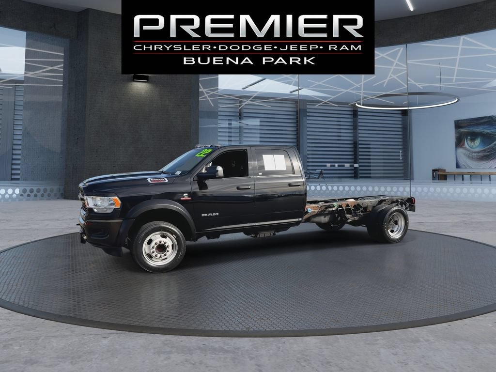 Used 2022 RAM 5500 Tradesman w/ Max Tow Package RWD image 4