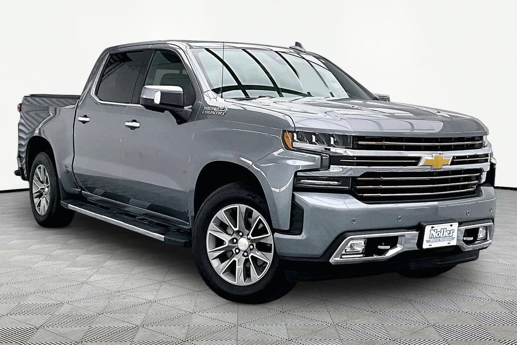 Used 2021 Chevrolet Silverado 1500 High Country w/ Technology Package AWD/4WD image 12