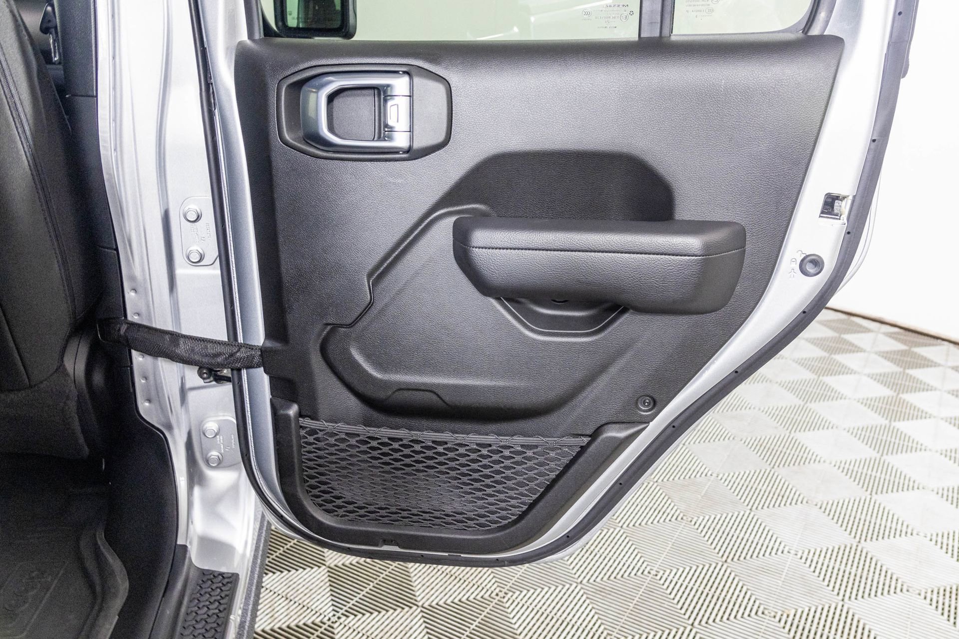 Used 2023 Jeep Gladiator Sport image 40