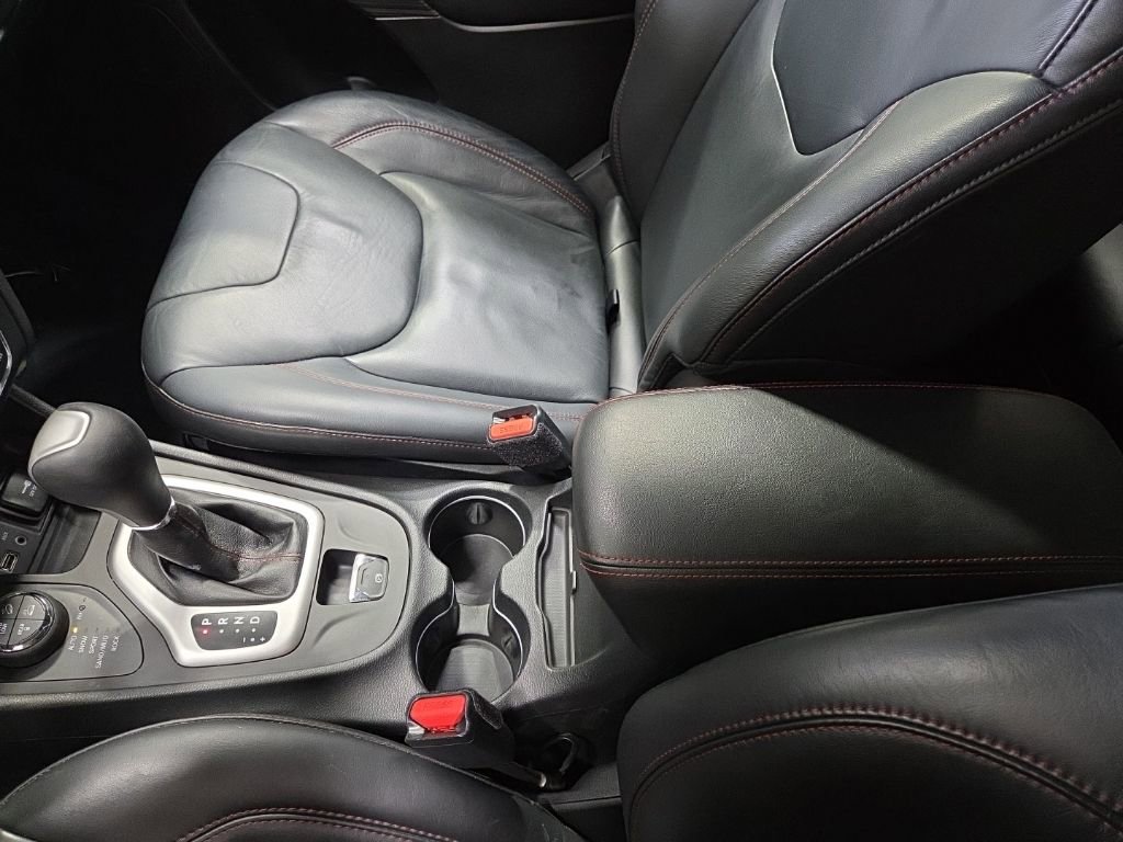 Used 2015 Jeep Cherokee Trailhawk w/ Leather Interior Group image 26
